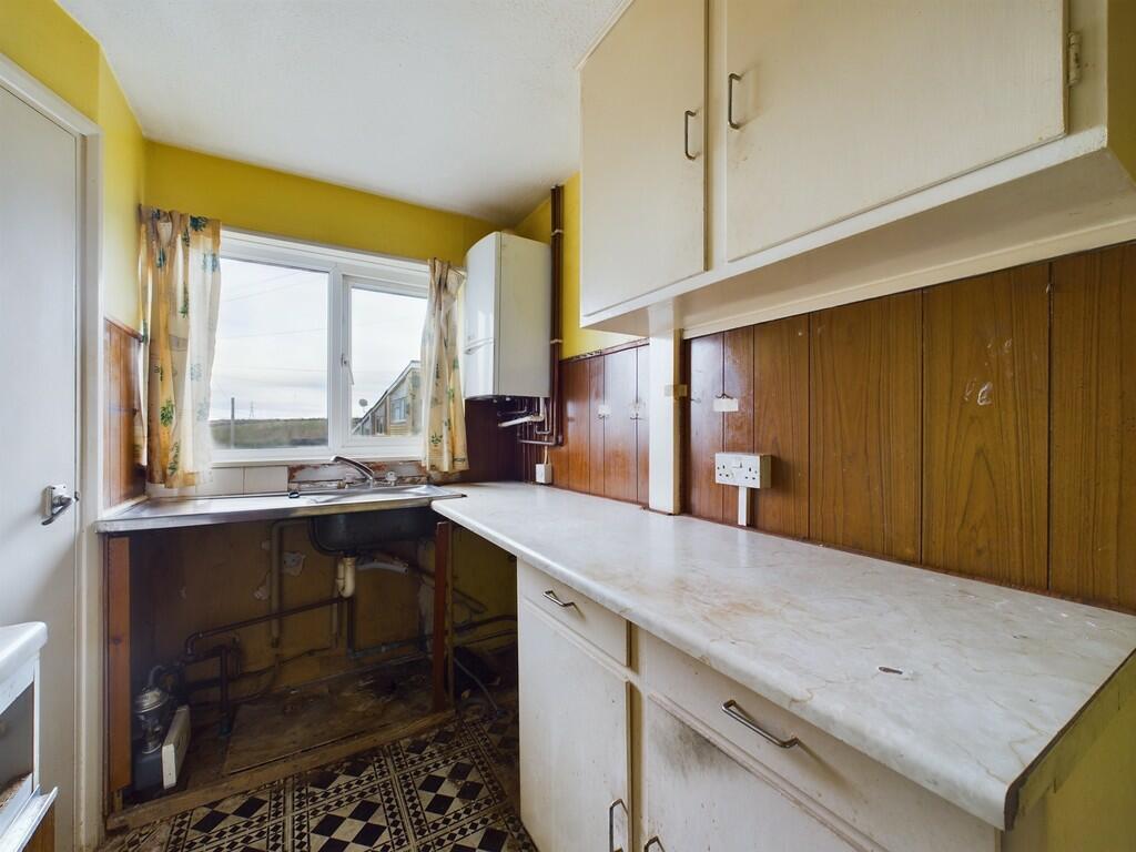 CAM02089G0-PR0376...