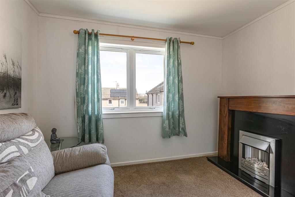 53 Weirgate Avenue St Boswells 31.JPG