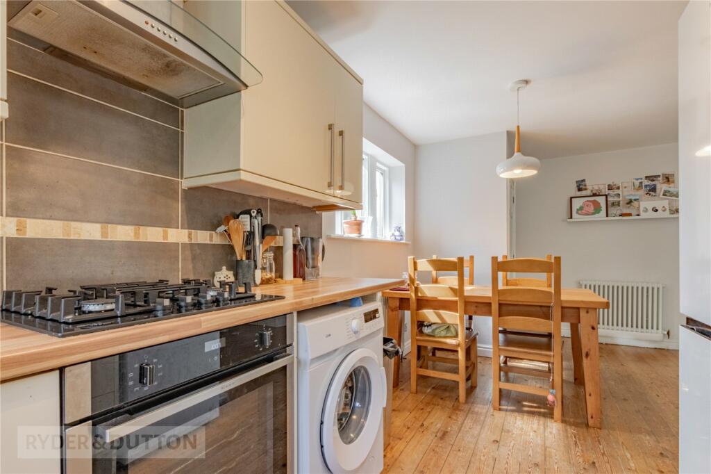 Kitchen/Dining