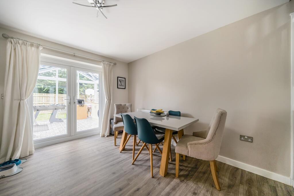 1326415-14-6876674786800