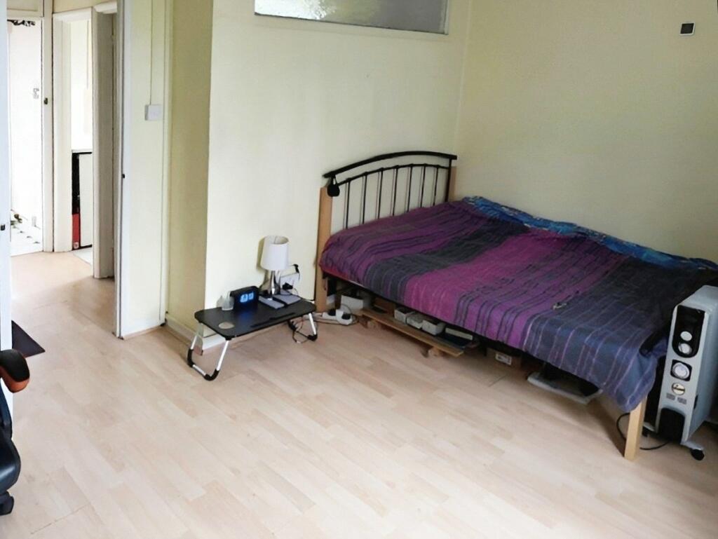 Lounge/Bedroom