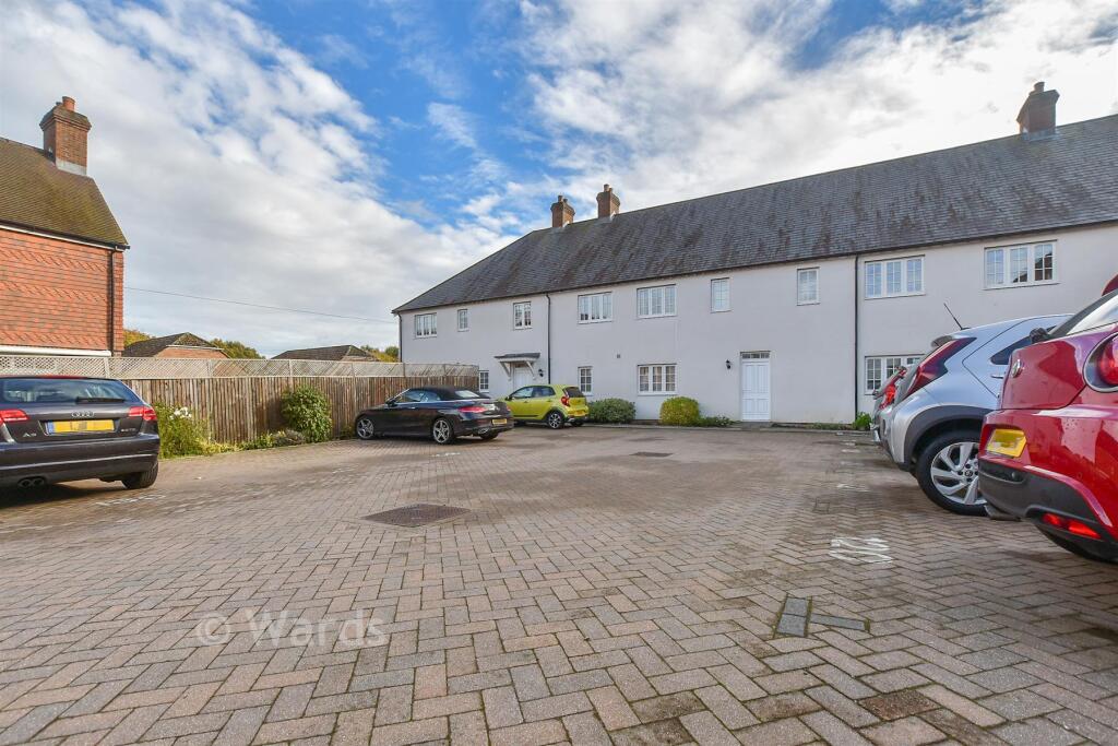 Driveway/Parking
