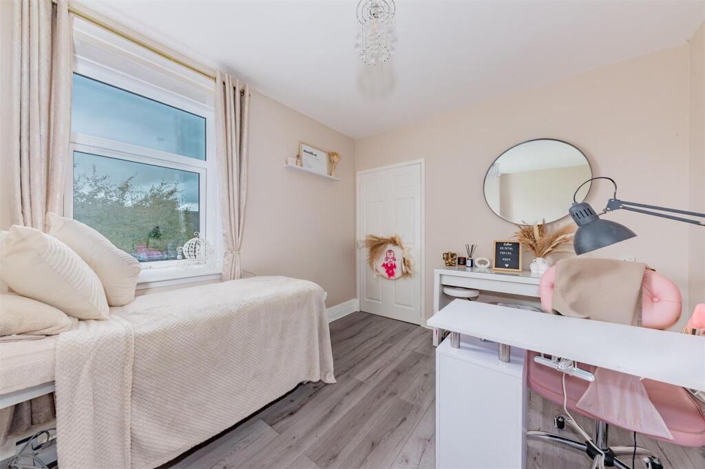 GL 20 Balerno Street Dundee-3.JPG