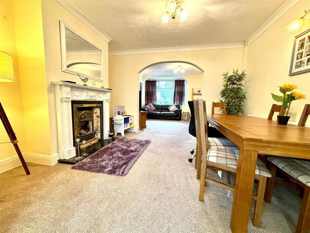 WhatsApp Image 2024-08-12 at 14.59.54 (5).jpeg