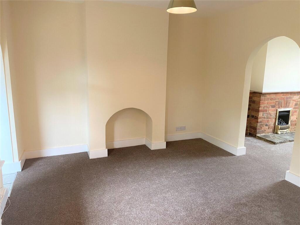 Living/Dining Area