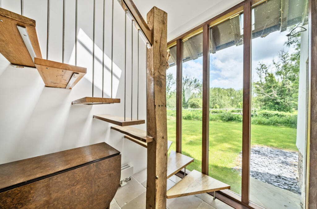 1293927-18-682b76...