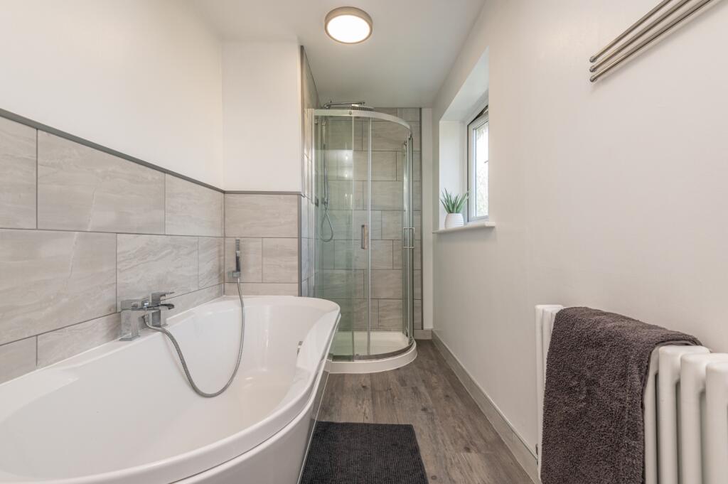 29 - 19 Marsland Court BD19 4QQ