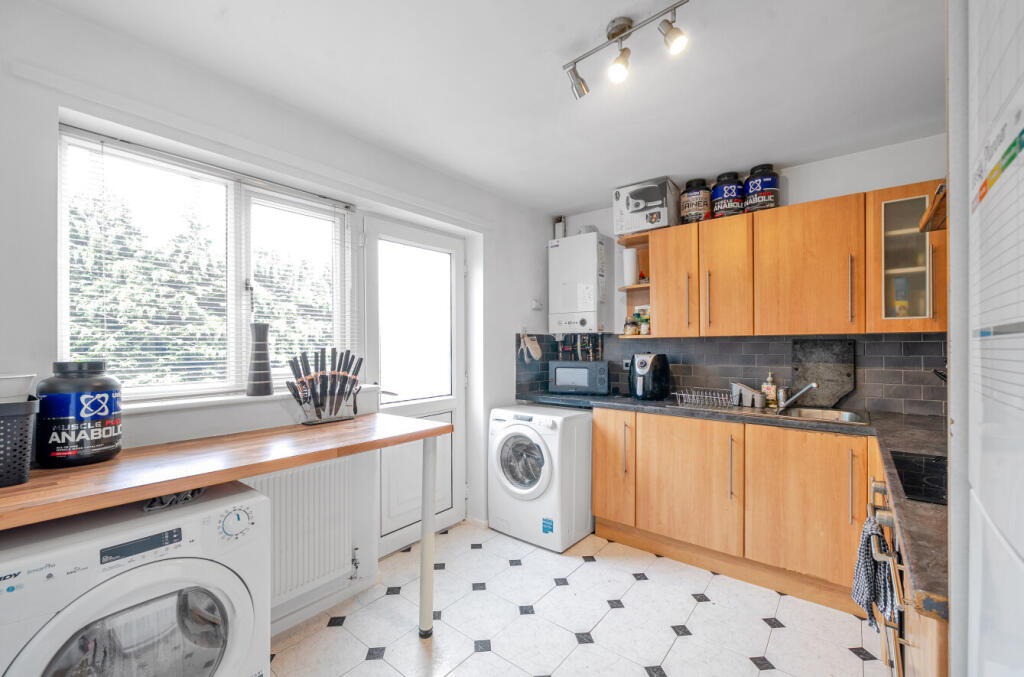 1315053-7-685a8f9...