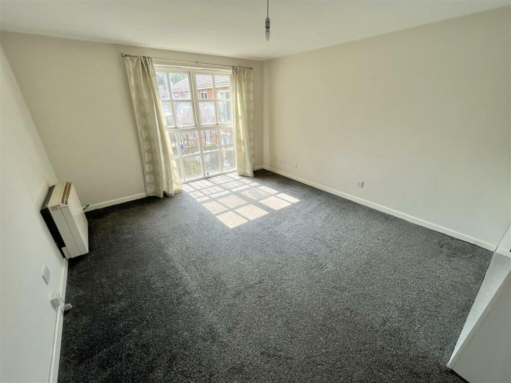 Bedroom 2 Aspect 2