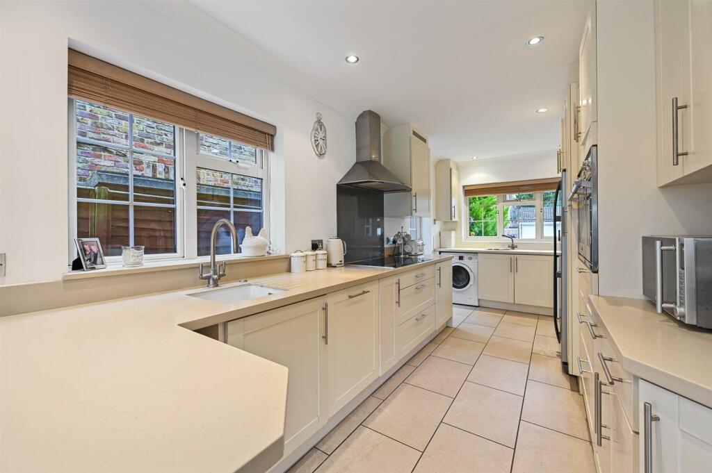 Kitchen.jpg