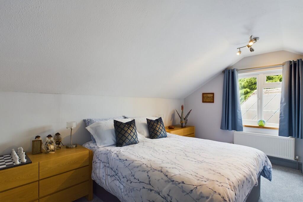 CAM01689G0-PR0401...