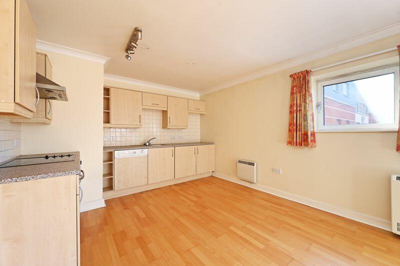 Open Plan Living Area / Kitchen 