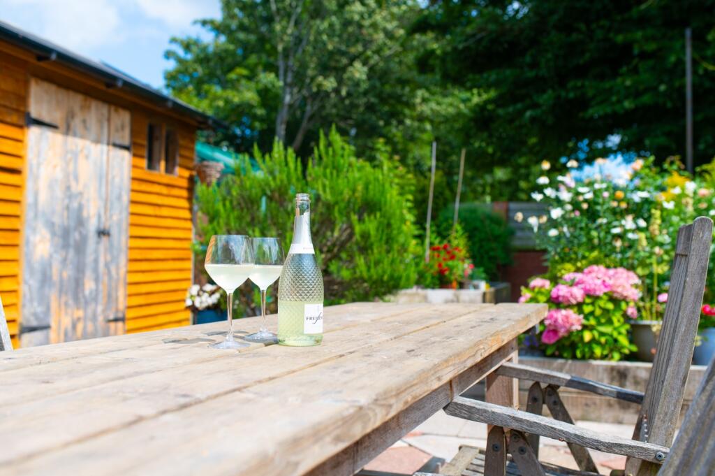 Award-winning Media team on EVERY Listing_23