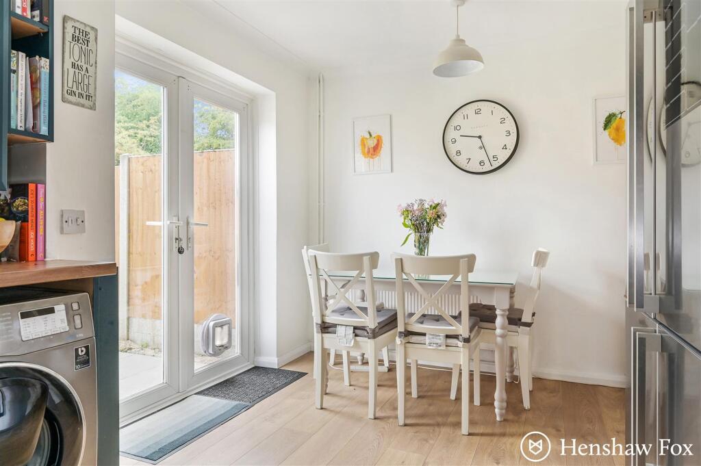 Ph32_6058377 - Copy.jpg