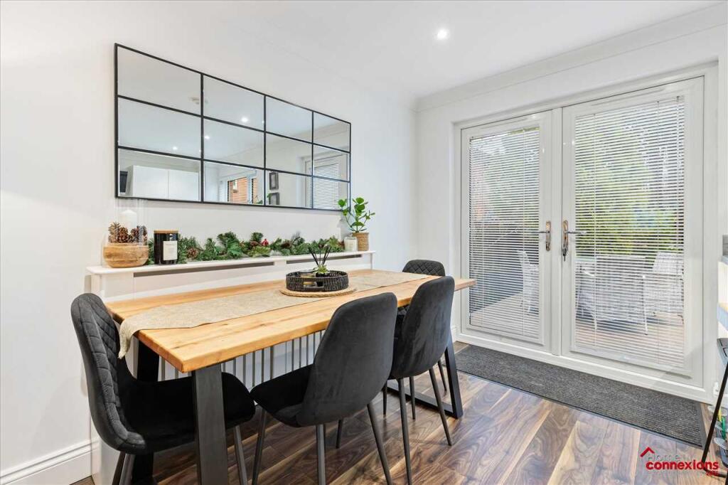 Kitchen Dining (5)