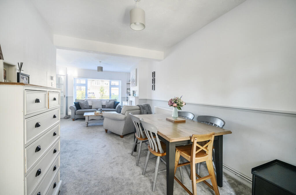 1312595-9-6852fc2...