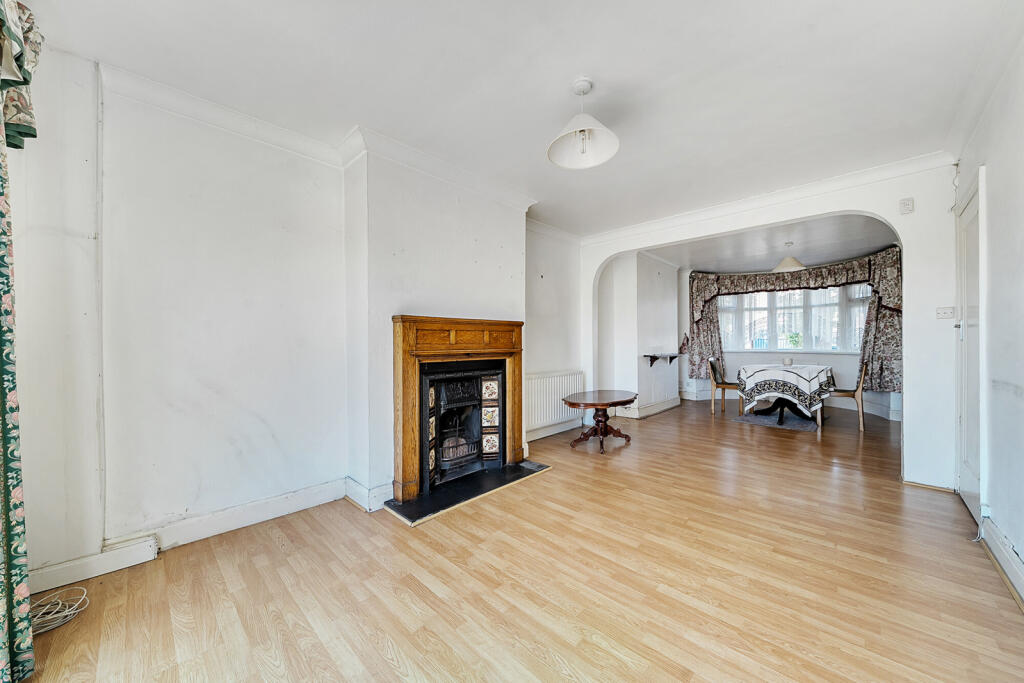 1340428-7-6899dfb...