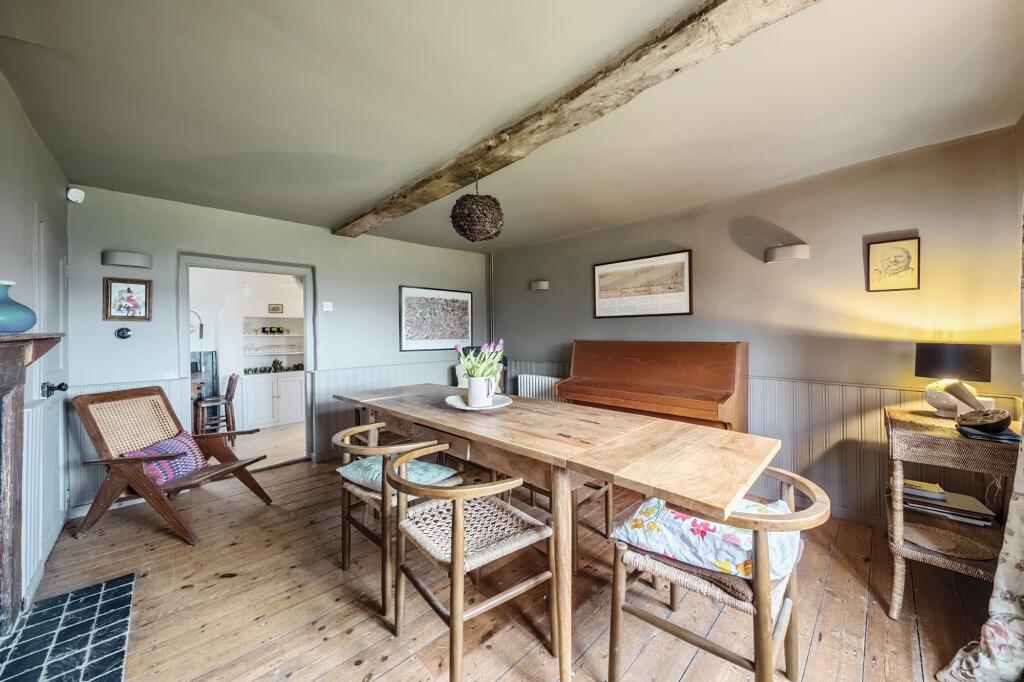 Dining  Room (2)