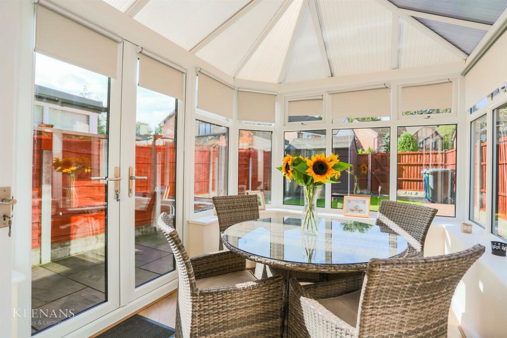 iB6FlEYFT0G_J-pX5jR_9Q edit.jpg