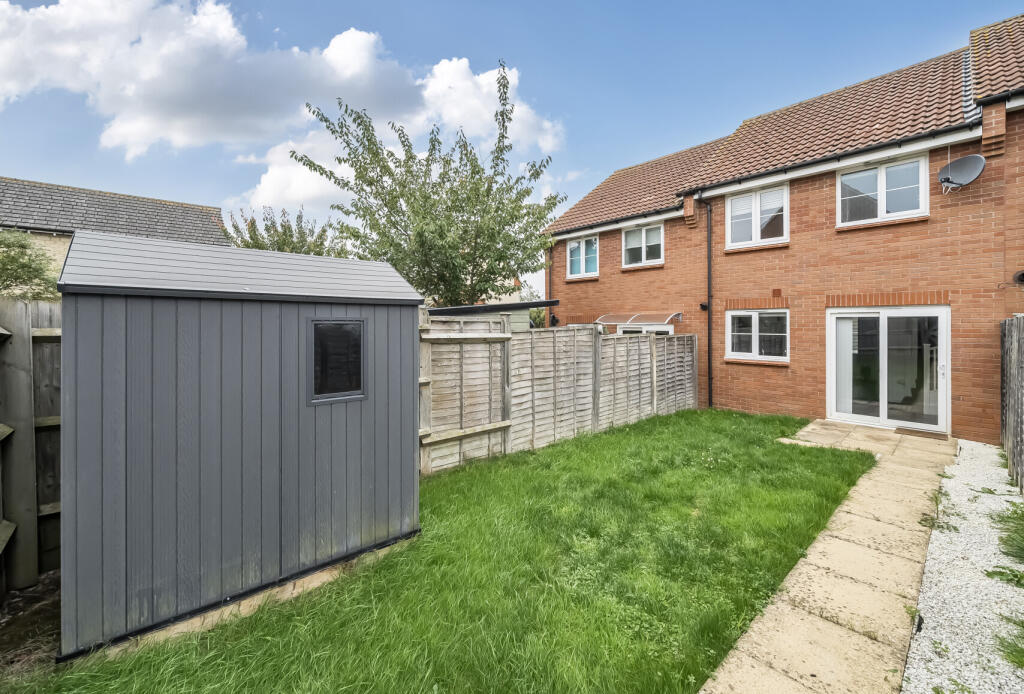 1363408-5-68e7d1b...