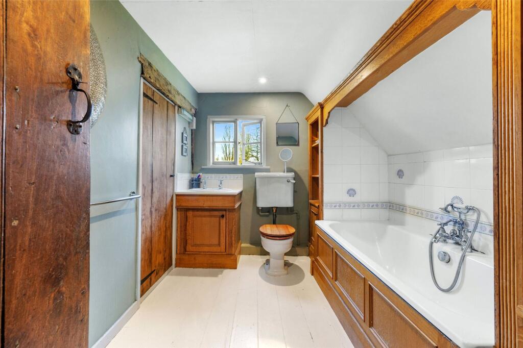 3 Bathrooms