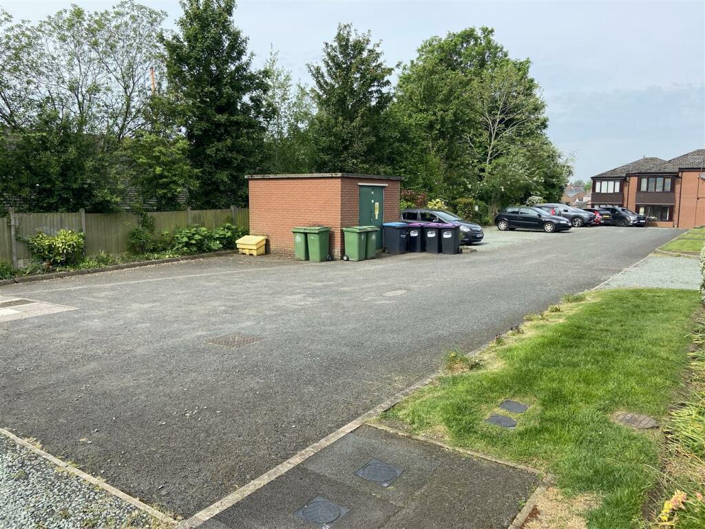 parking.JPG