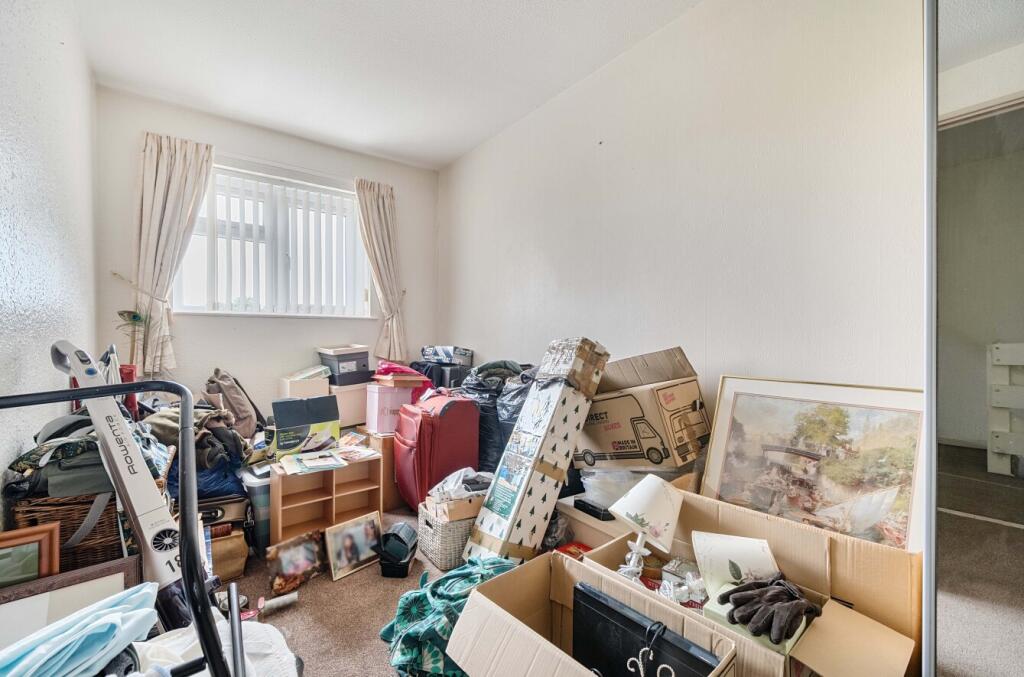 1297096-2-6835ebf...