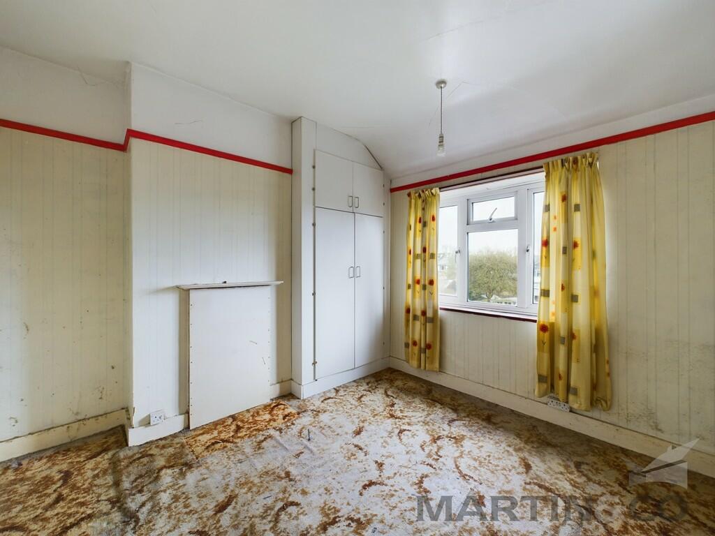 10 Bedroom 2