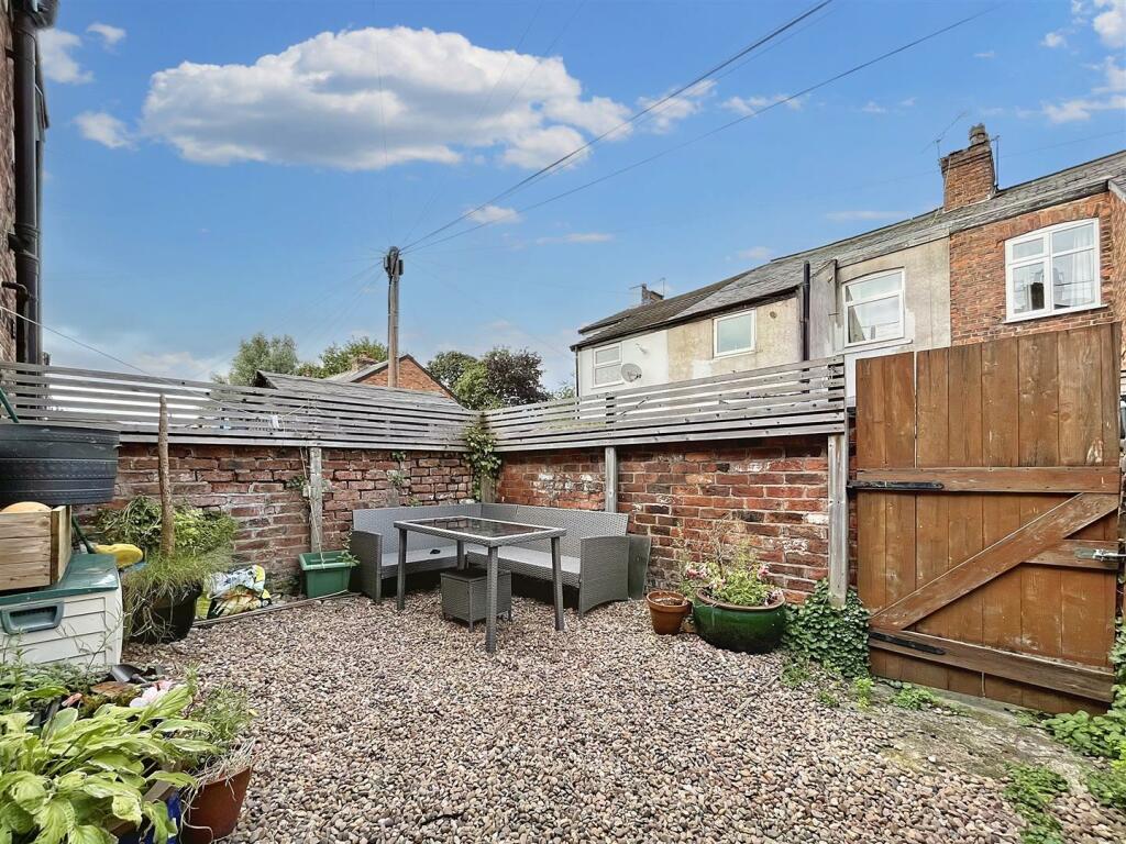 Courtyard Garden