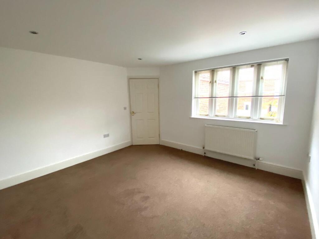 Living Room.JPG