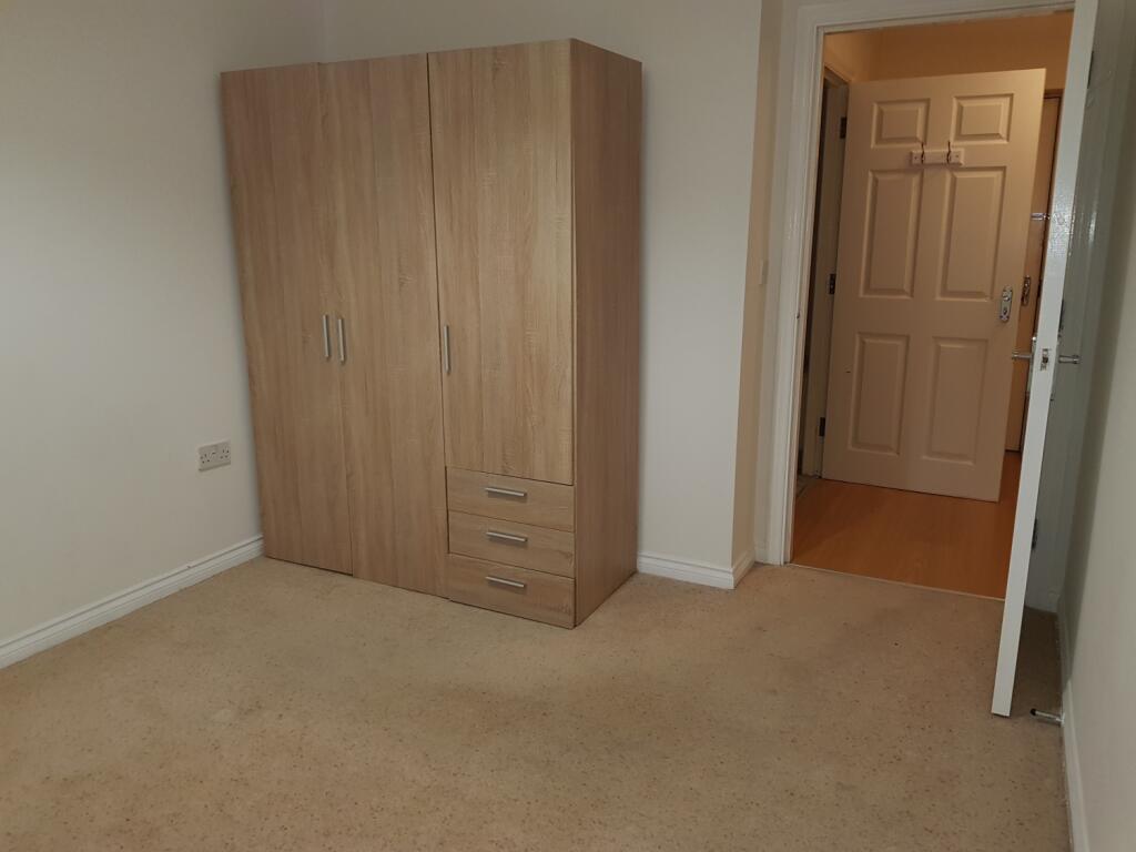  cunningham bedroom