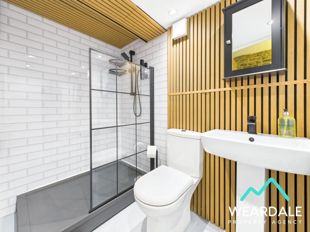 Bedroom 1 En-suite