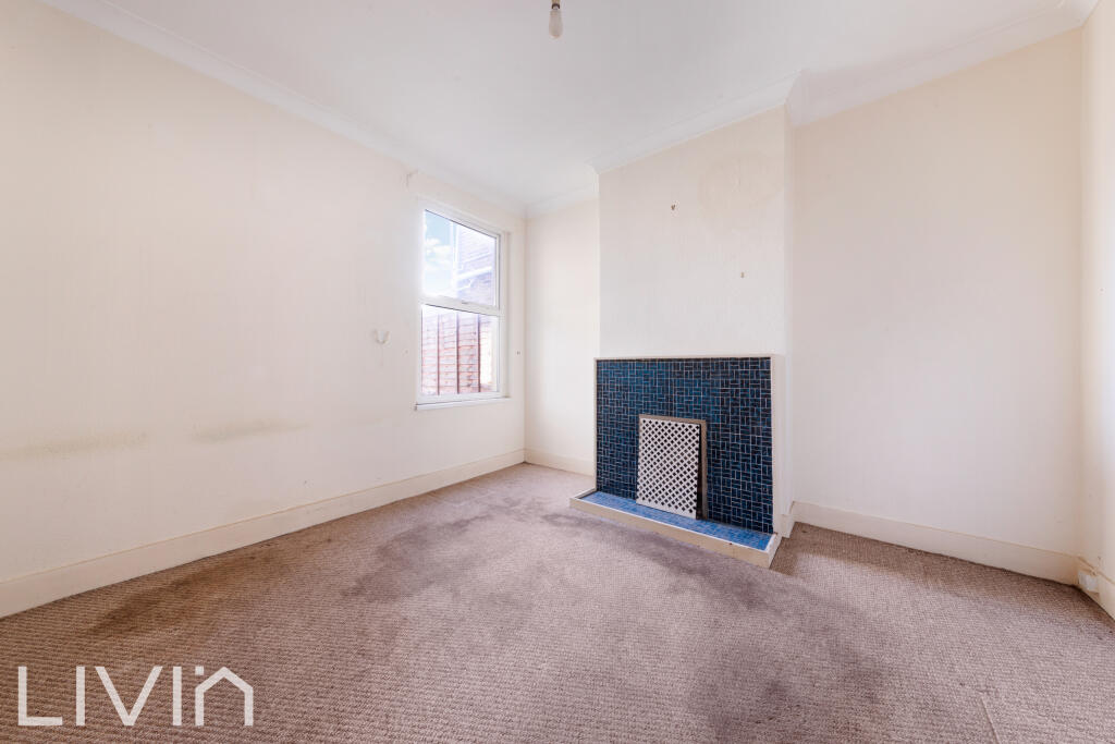 CLARENDON ROAD, 21-112