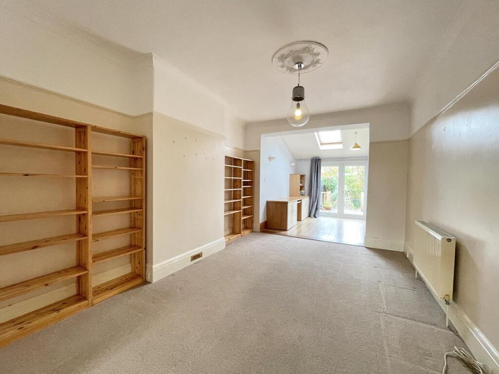 Torland Road 60 - Dining.jpg