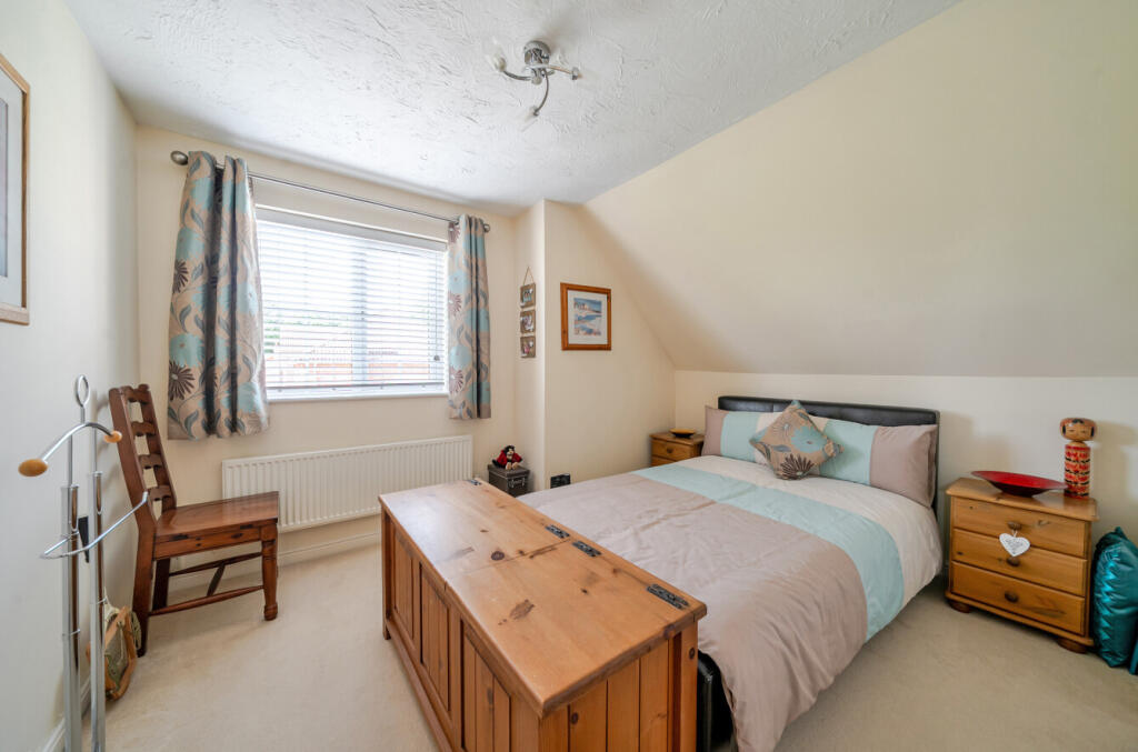 1355919-9-68d13f9...