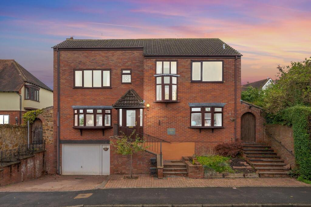 EyWCwCxk_EuMZeEiPmWRPQ 2.jpg