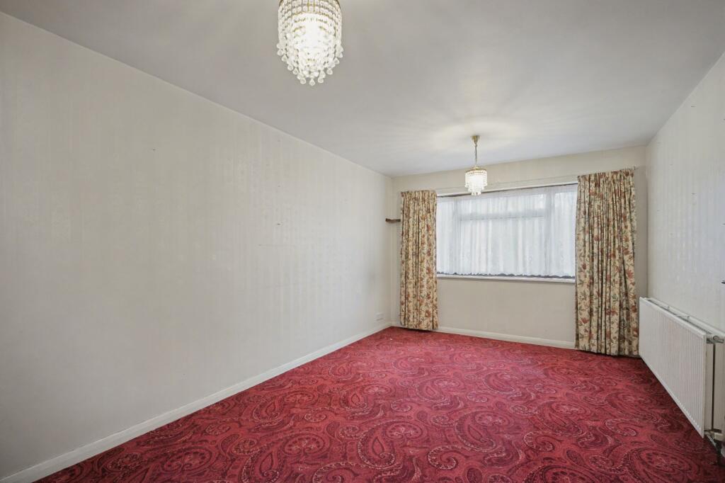 Flat 1 Woodglen, Bishopsford Road, Morden, SM4 6AW