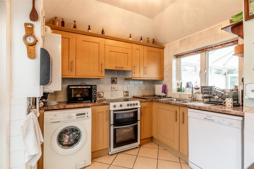 Canford Lane, Westbury on Trym Kitchen.jpg