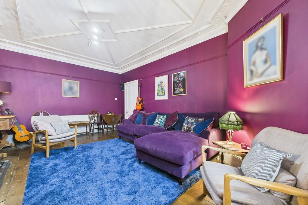 CAM01085G0-PR0592...