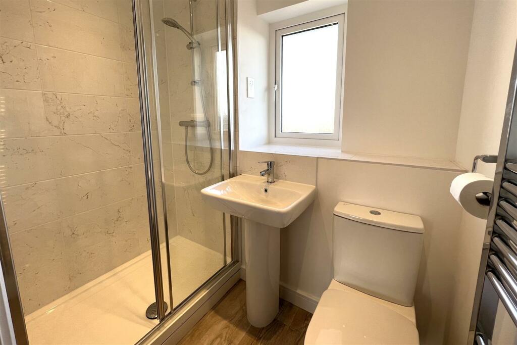 Shower room.JPG