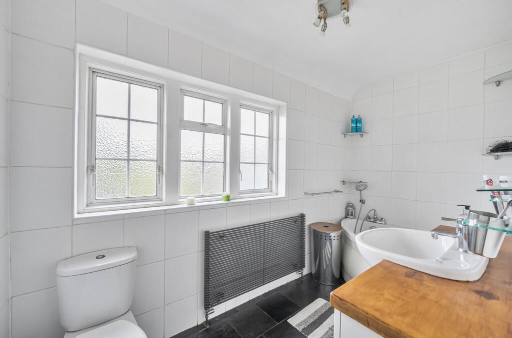 1329490-17-688ba3...