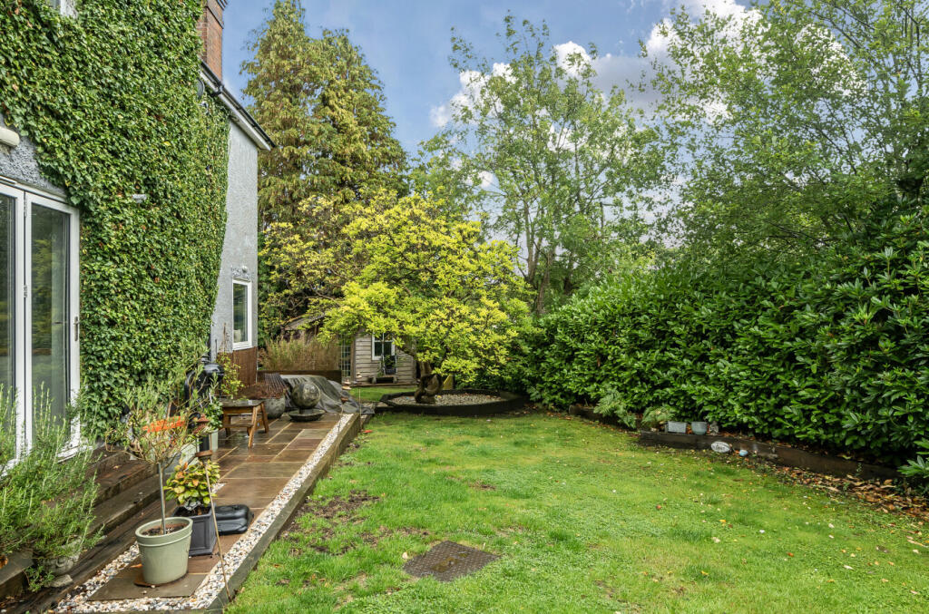 1346589-1-68b82fd...