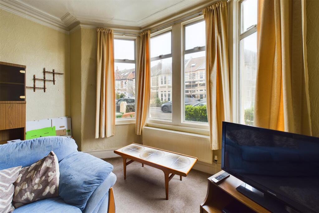 108 Kennington Avenue, Bishopston, Bristol BS7 9ES