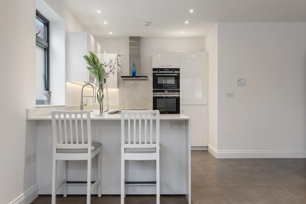 Kitchen (2)