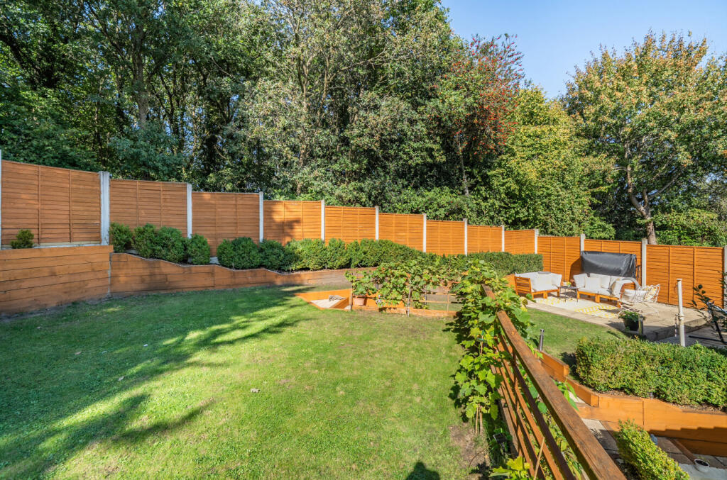 1355802-7-68cd7f2...