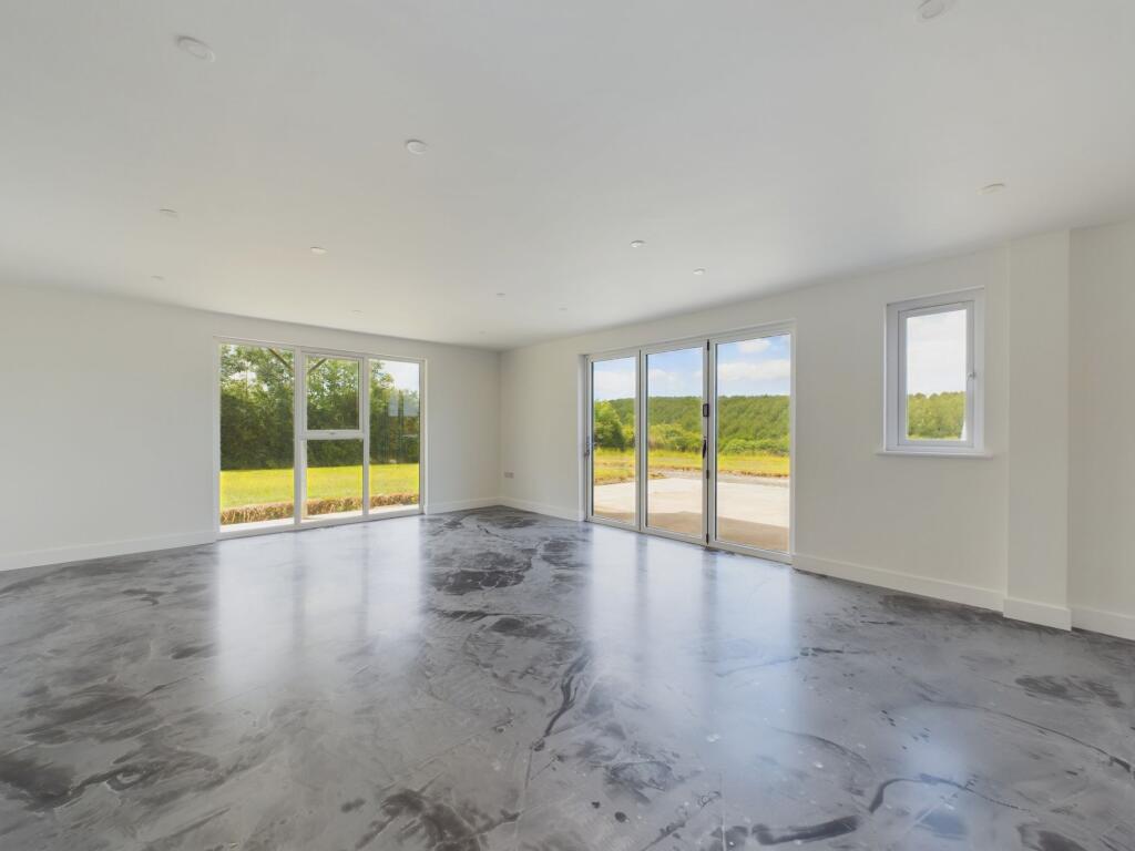 Ground Floor Reception
