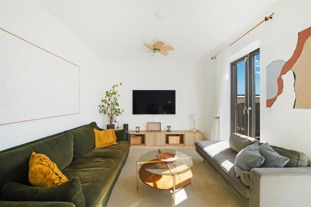 18 Maurice Browne Avenue - Aca8ChUKZcqDxAPPdm5w.jp