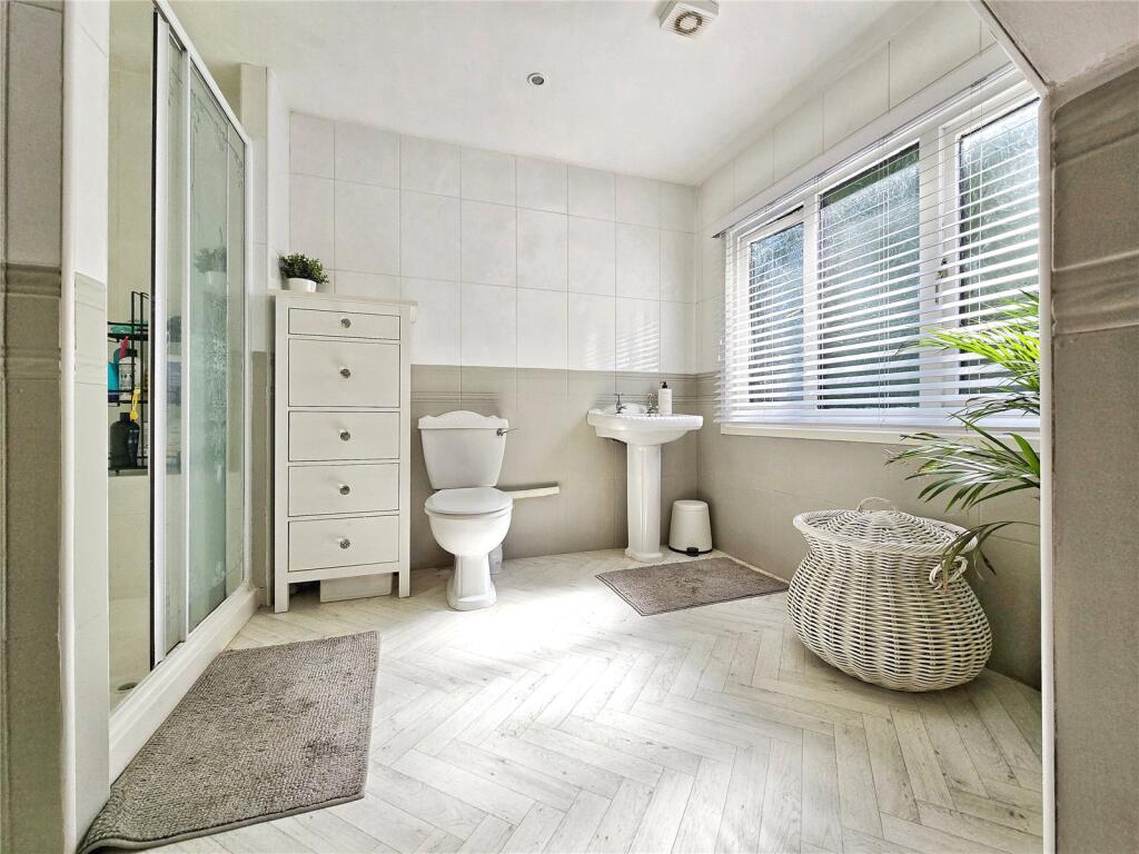 En-Suite Shower Room