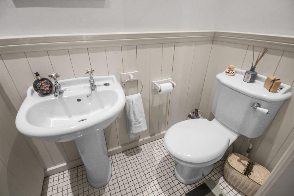 Ensuite