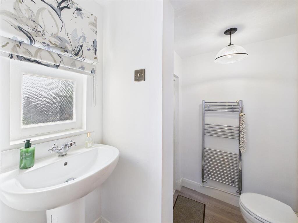 Fitted Guest Cloakroom